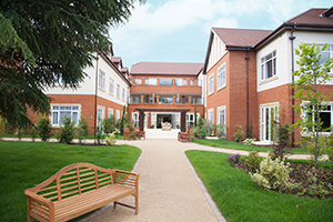 Great Oaks welcomes new care home manager