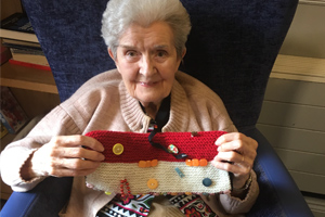 Twiddlemuffs donations help ripon residents with dementia