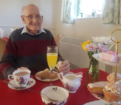 Male resident from Borough Care Home on World Alzheimer's Day