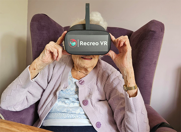 lady trying VR